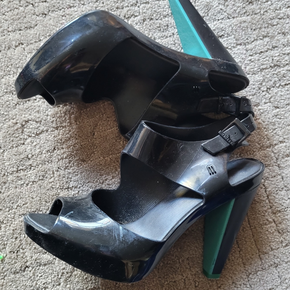 Melissa shoes size 7
